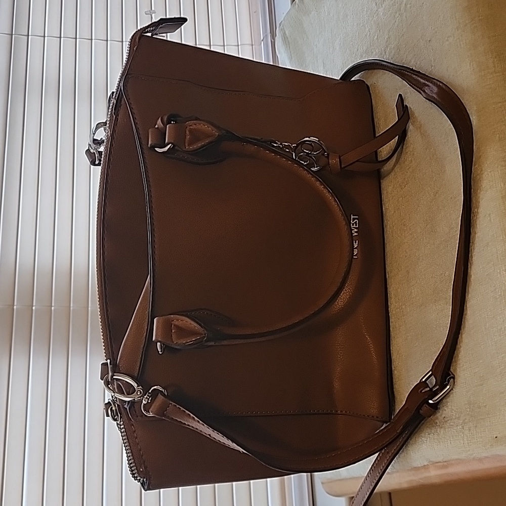 NINE WEST HANDBAG